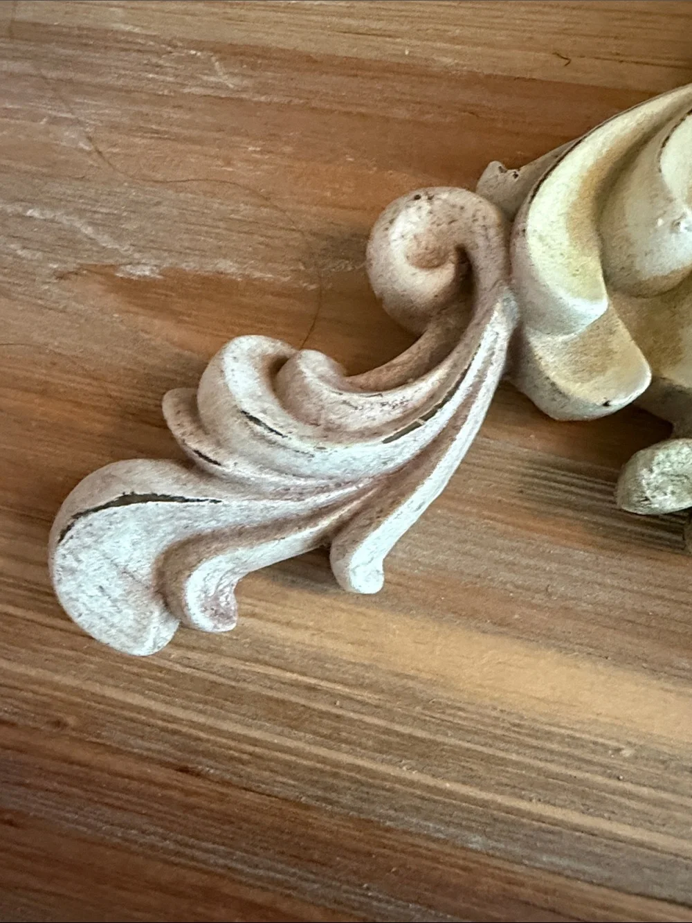 Miniature Ornate Rose Accent Wall Decor - Cream, Pale Pink & Light Green